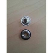 Iteco - Bottone maschio 10mm applicato ad un tappeto
